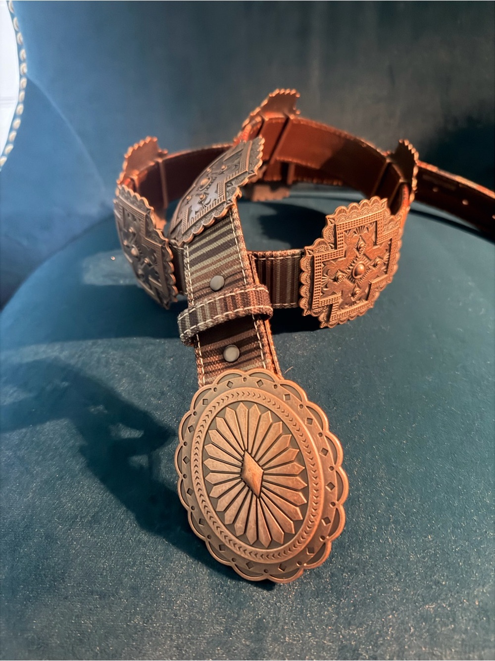 Ariat Ladies Serape Cross Concho Belt